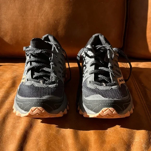 Saucony Excursion Trail Running Women’s Black and Peachy Pink Athletic Shoes - Picture 3 of 13